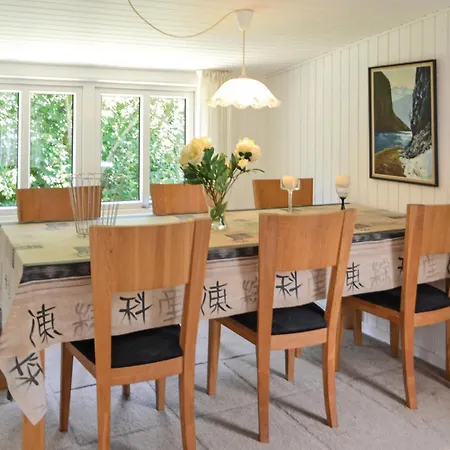 3 Bedroom Stunning Home In Oksbol *