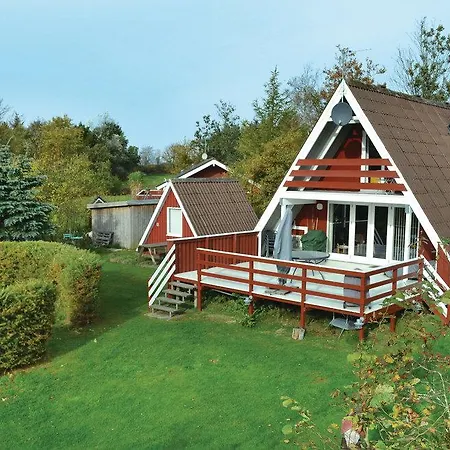 3 Bedroom Stunning Home In Oksbol *