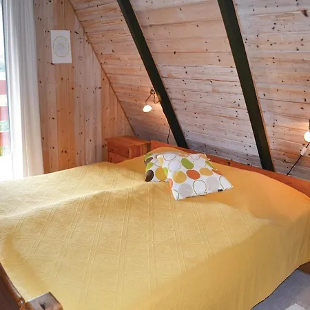 Holiday home 3 Bedroom Stunning Home In Oksbol